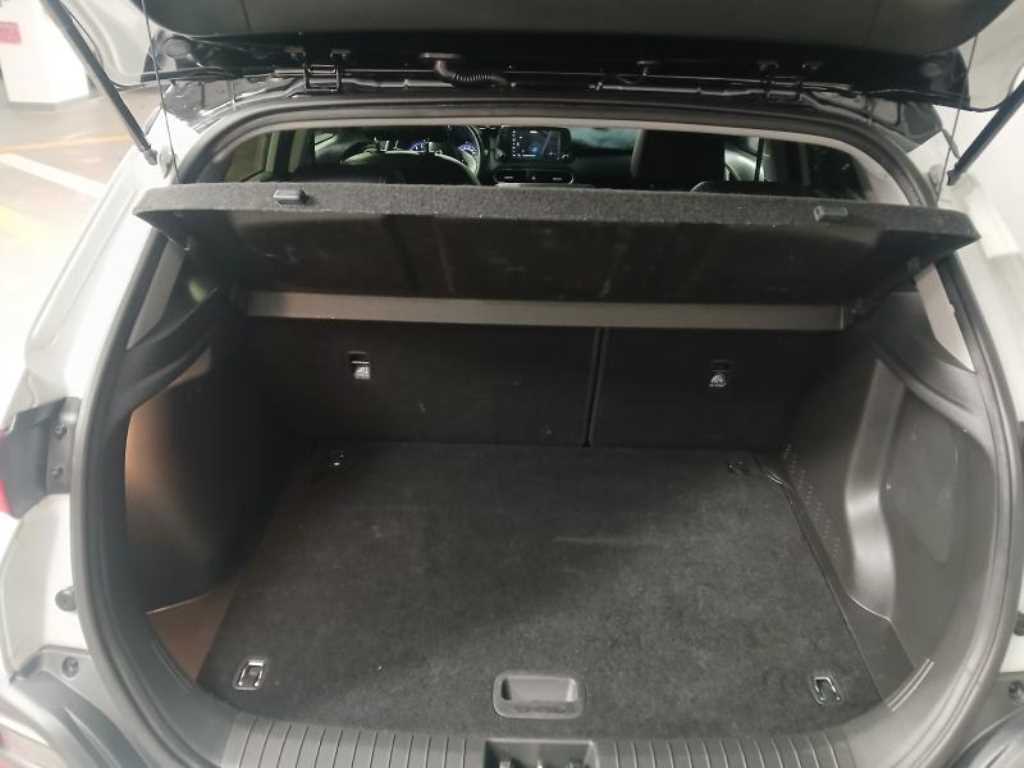 HYUNDAI Kona 2018 Blanco - Importación desde Corea - HF Imports Iquique - Foto 18