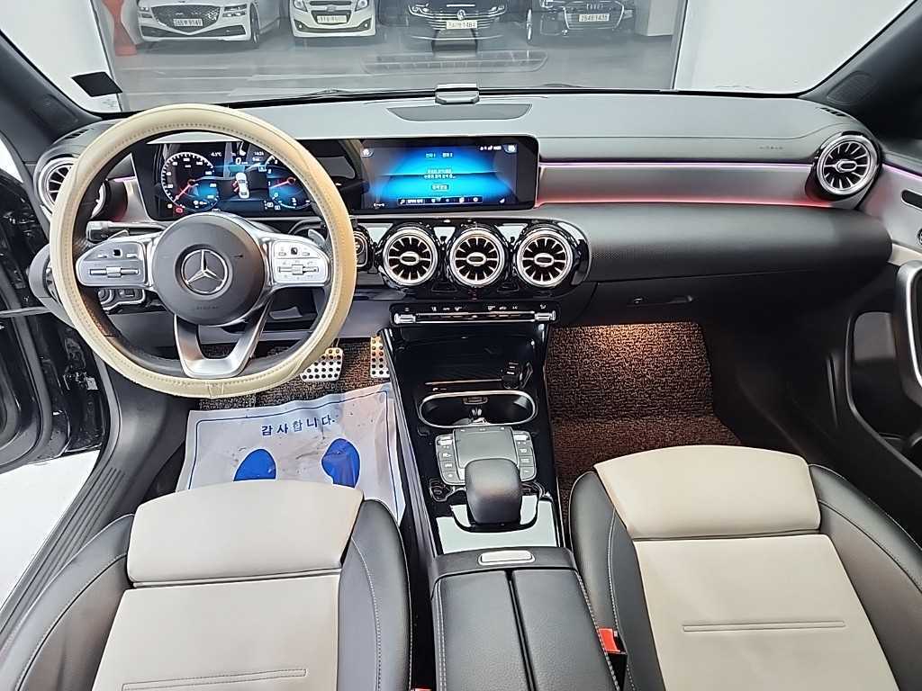 Mercedes Benz CLA Class - Vista 7