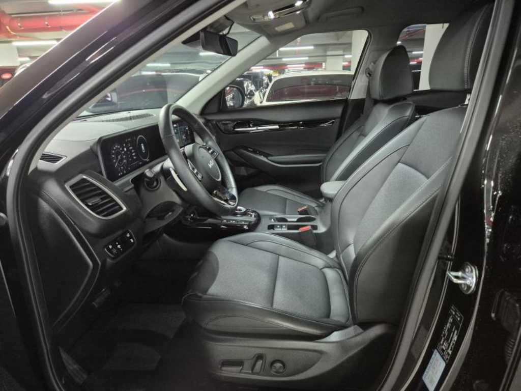 KIA Seltos - Vista 10