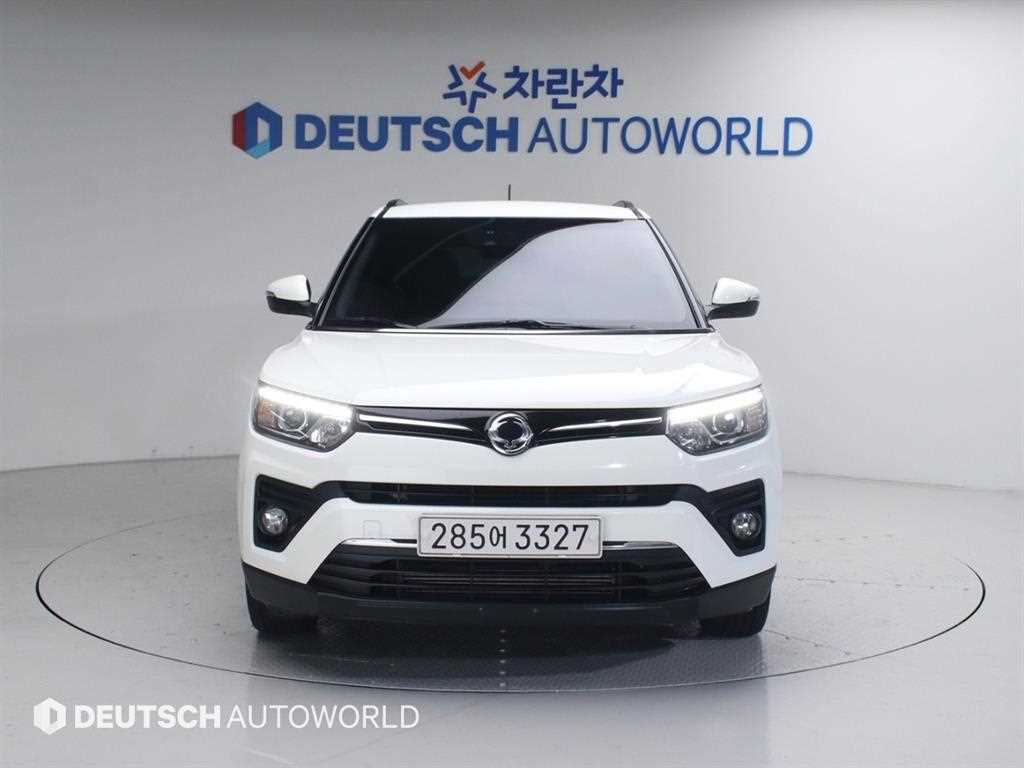 Ssangyong Tivoli - Vista 3
