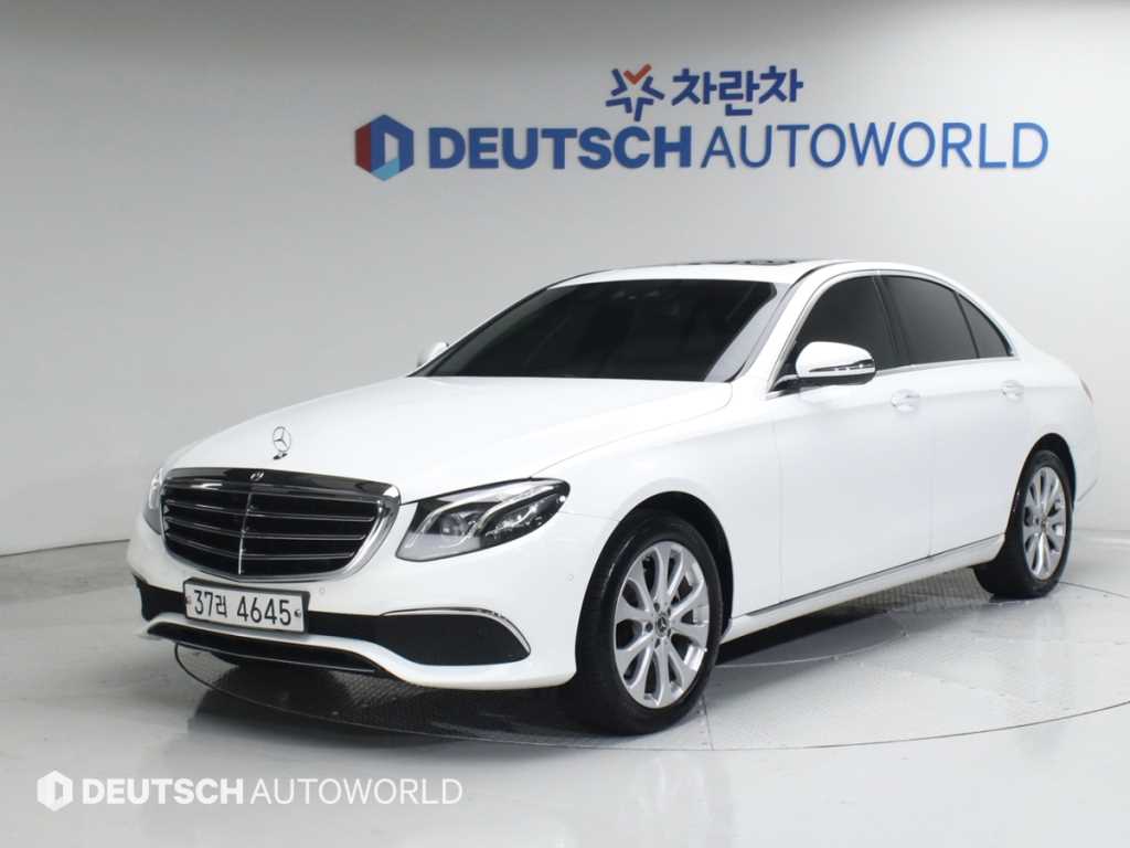 Mercedes Benz E class 2017 Blanco - Importación desde Corea - HF Imports Iquique - Foto 1