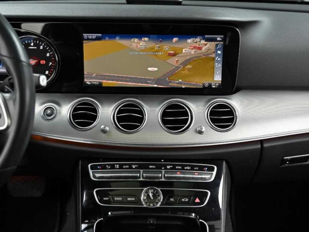 Mercedes Benz E class 2019 Blanco - Importación desde Corea - HF Imports Iquique - Foto 14