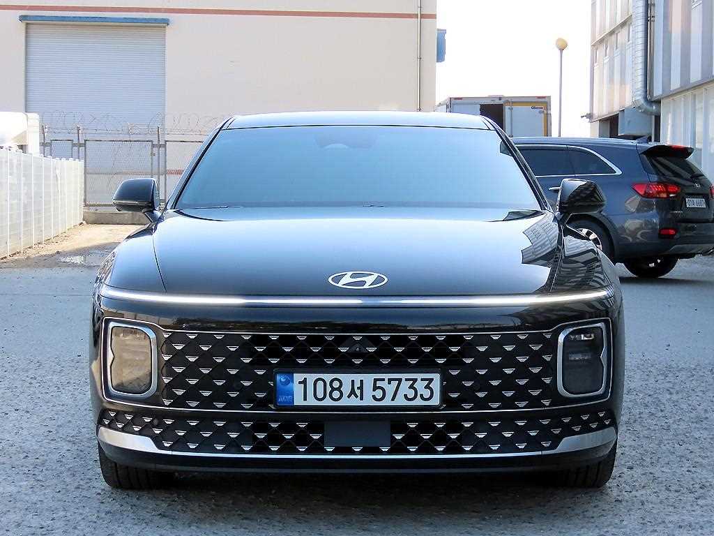 HYUNDAI Grandeur - Vista 2