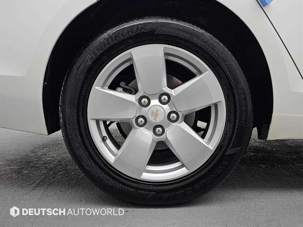 Chevrolet Malibu - Vista 5