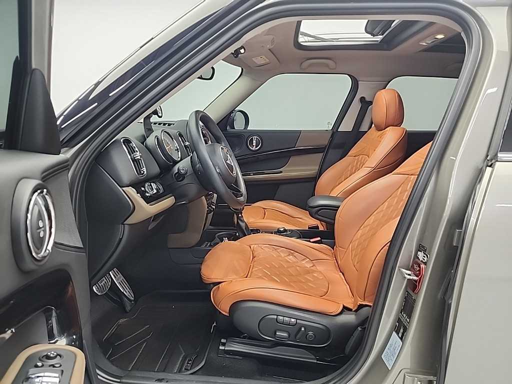 Mini Countryman - Vista 11