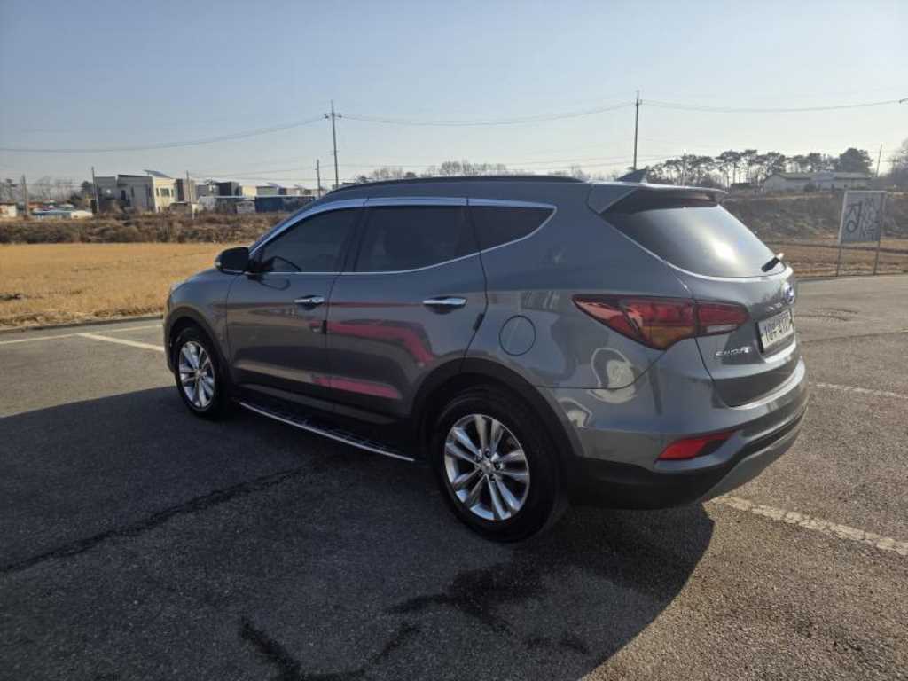 HYUNDAI Santa Fe - Vista 6