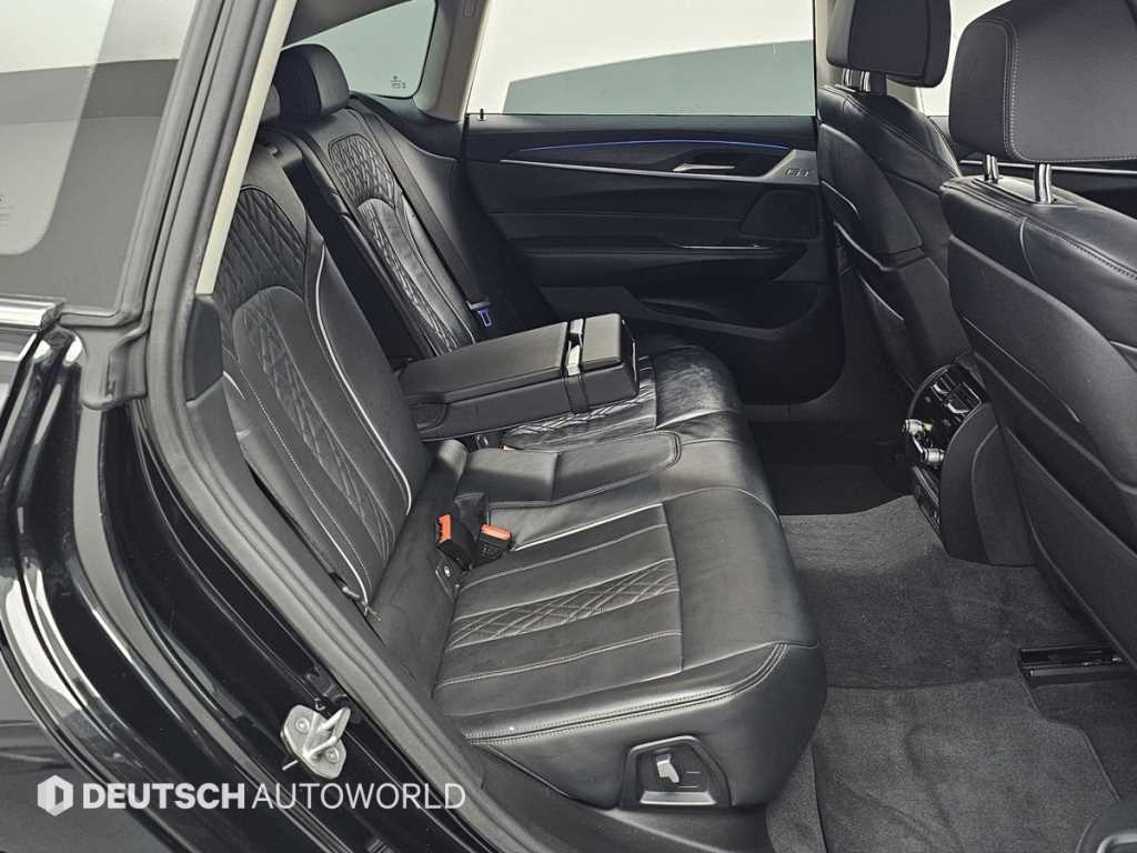 BMW Gran Turismo - Vista 12