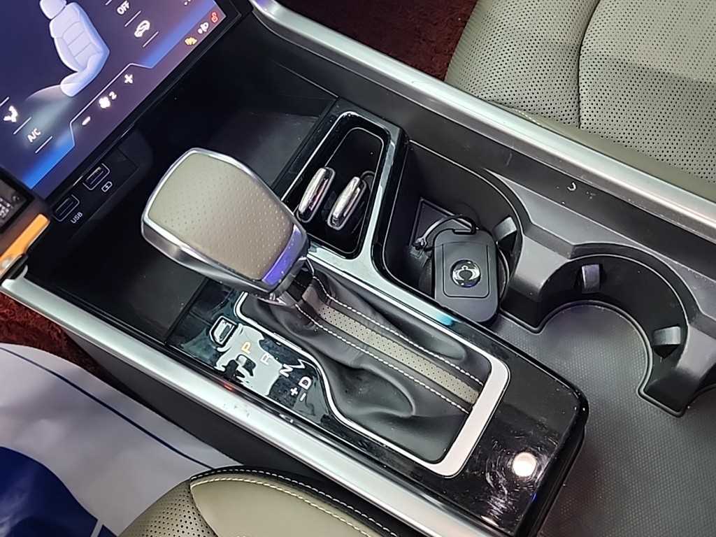 Ssangyong Torres - Vista 8