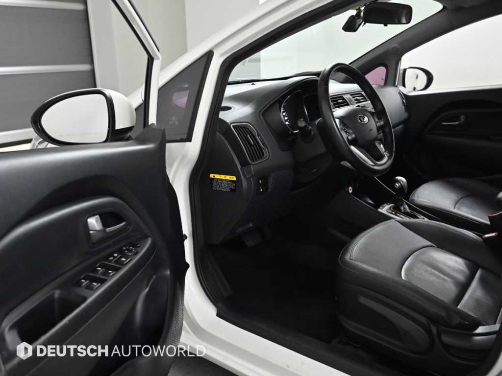 KIA Pride - Vista 11