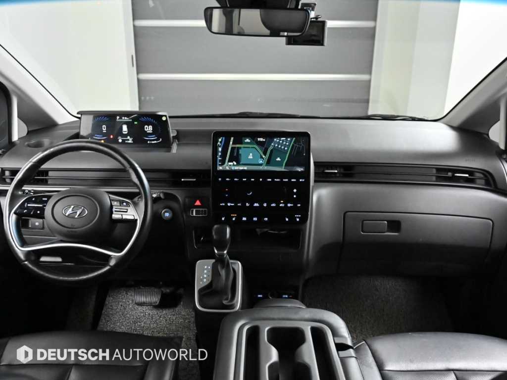 HYUNDAI Staria - Vista 7