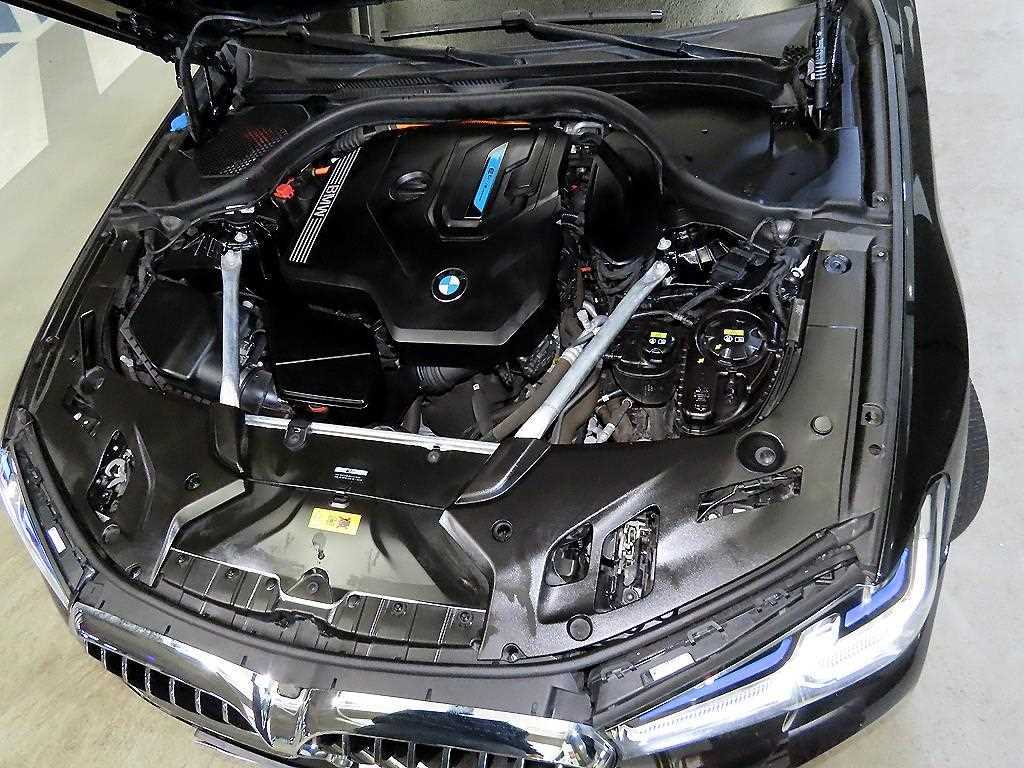 BMW 5 Series 2021 Negro - Importación desde Corea - HF Imports Iquique - Foto 19