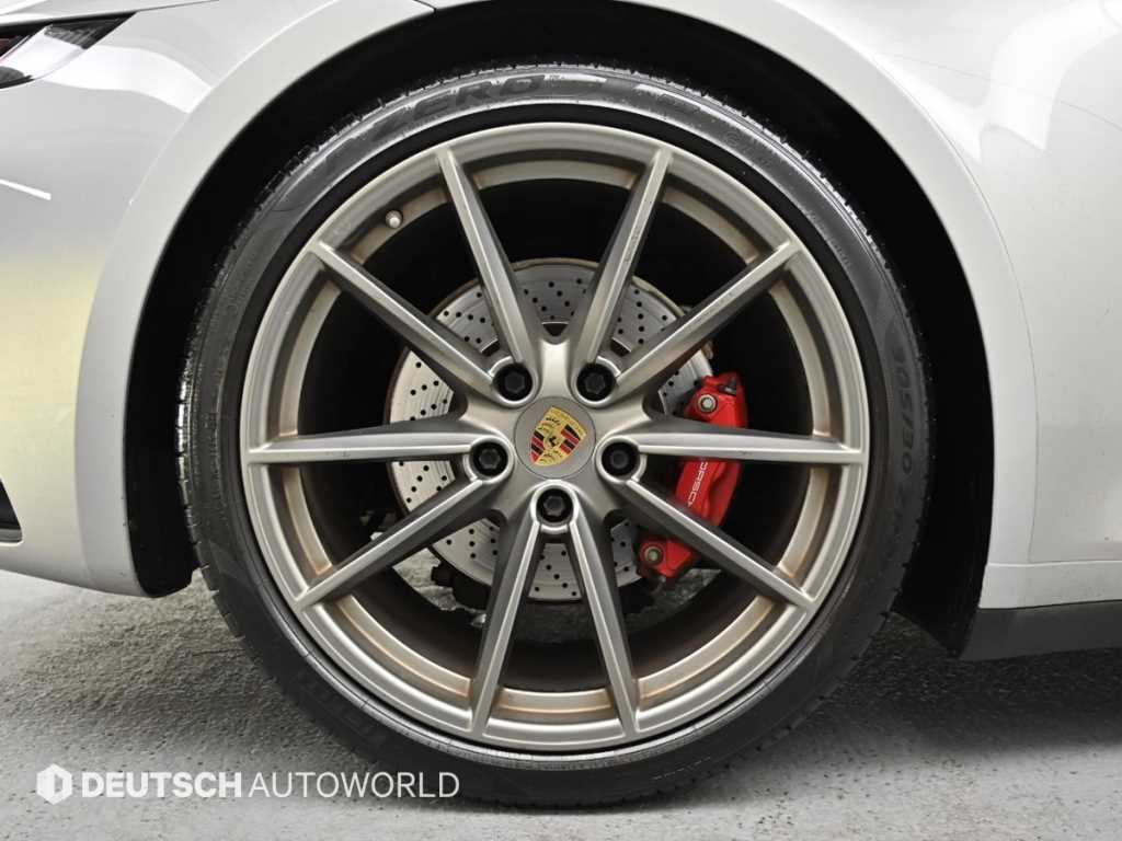 Porsche 911 - Vista 5