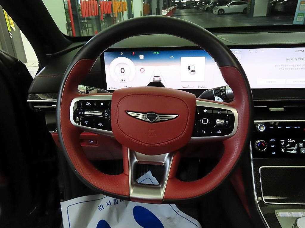 Genesis GV80 - Vista 8