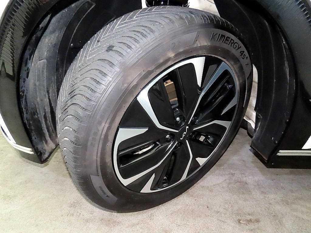 KIA EV6 2023 Blanco - Importación desde Corea - HF Imports Iquique - Foto 20