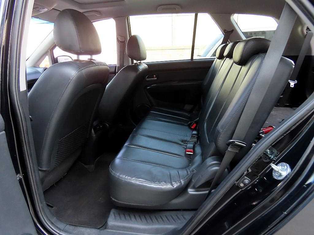 KIA Carens - Vista 6