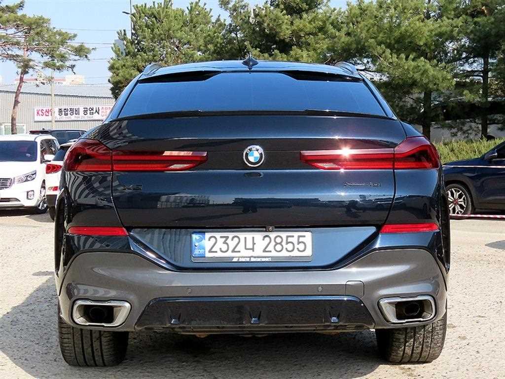 BMW X6 - Vista 4