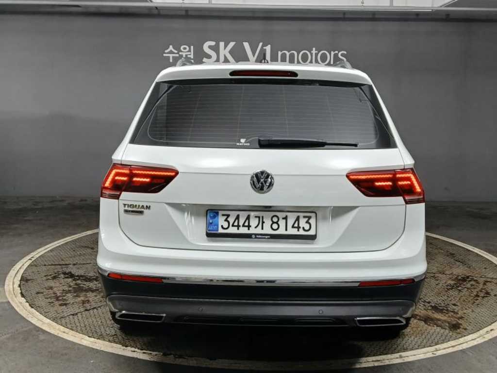 Volkswagen Tiguan - Vista 5