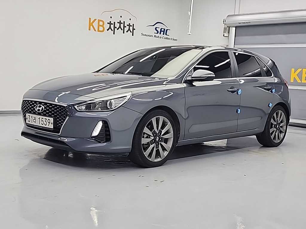 HYUNDAI i30 2018 Gris - Importación desde Corea - HF Imports Iquique - Foto 1