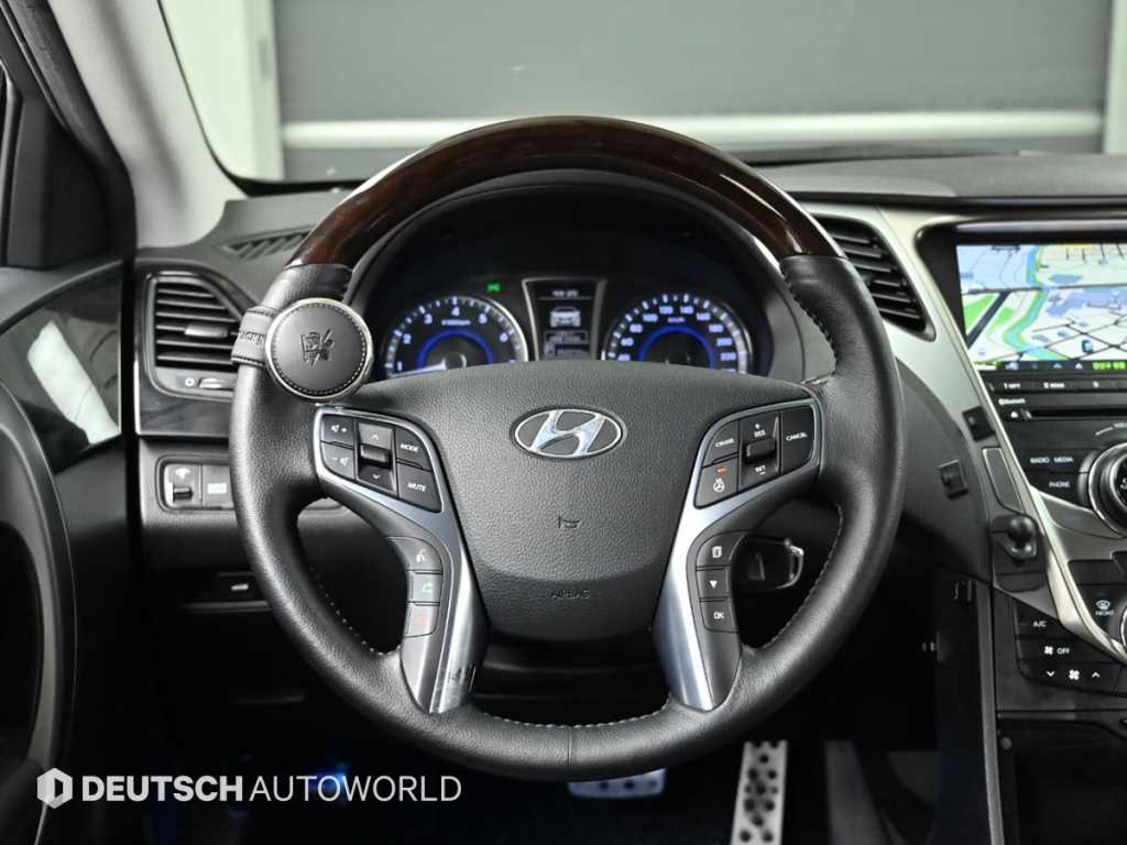 HYUNDAI Grandeur 2014 Negro - Importación desde Corea - HF Imports Iquique - Foto 13