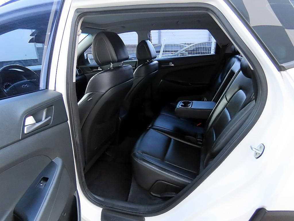 HYUNDAI Tucson - Vista 6