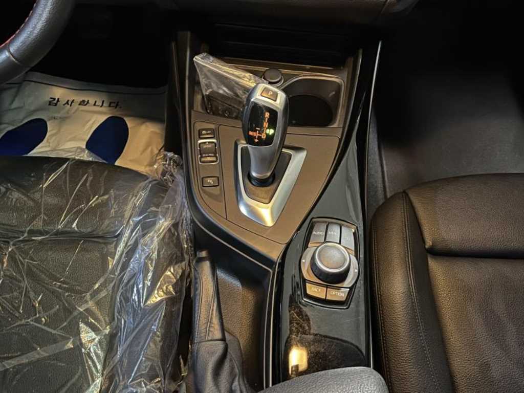 BMW 1 series 2016 Blanco - Importación desde Corea - HF Imports Iquique - Foto 13