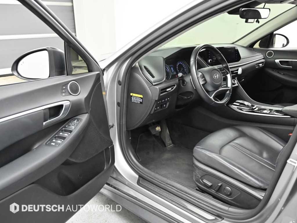 HYUNDAI Sonata - Vista 11