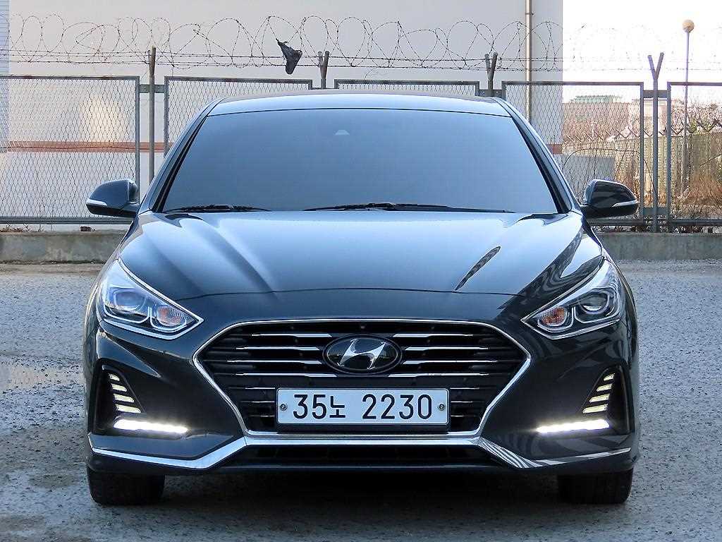 HYUNDAI Sonata 2018 Gris - Importación desde Corea - HF Imports Iquique - Foto 1