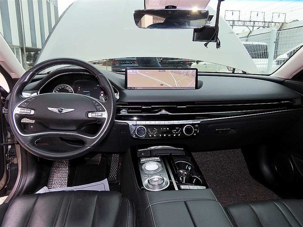 Genesis G80 - Vista 7