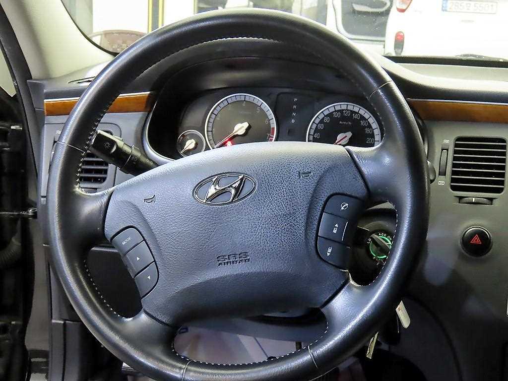 HYUNDAI Grandeur - Vista 8