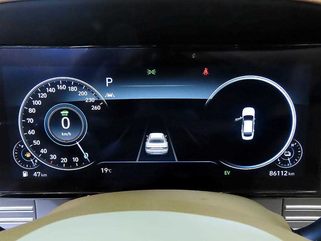 HYUNDAI Grandeur - Vista 11