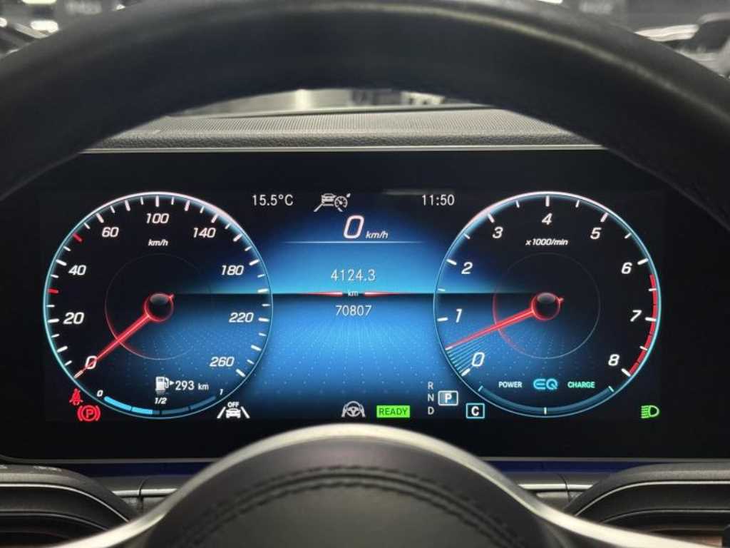 Mercedes Benz GLE Class - Vista 9