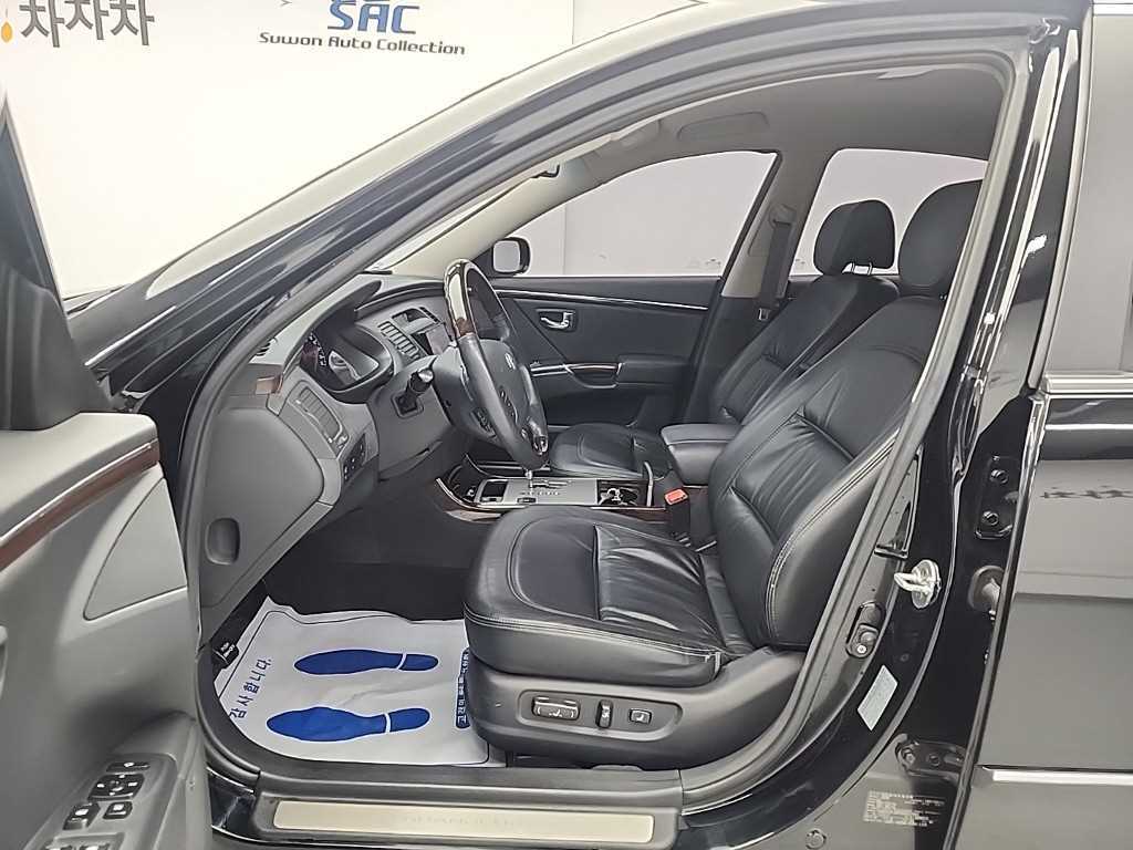 HYUNDAI Grandeur - Vista 11