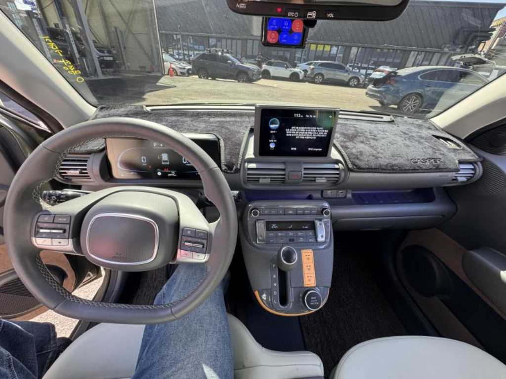 HYUNDAI Casper - Vista 8