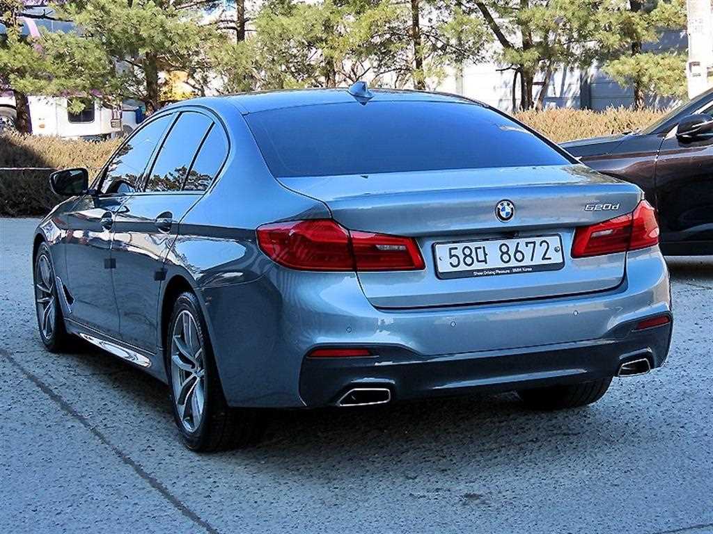BMW 5 Series - Vista 3