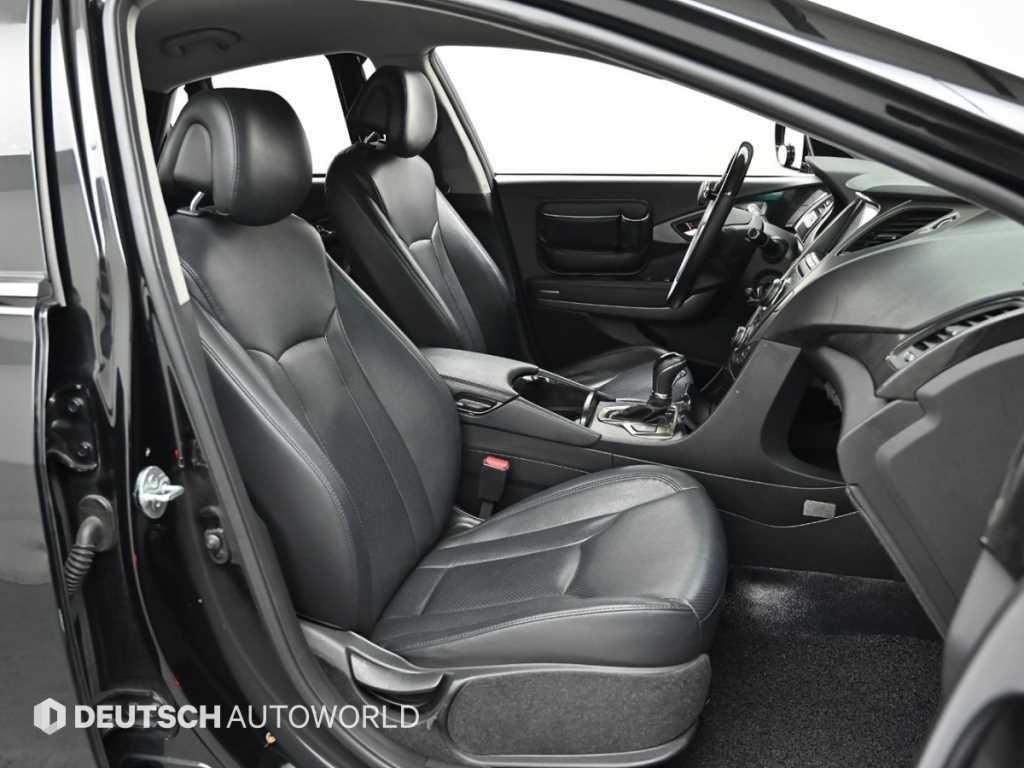 HYUNDAI Grandeur - Vista 10