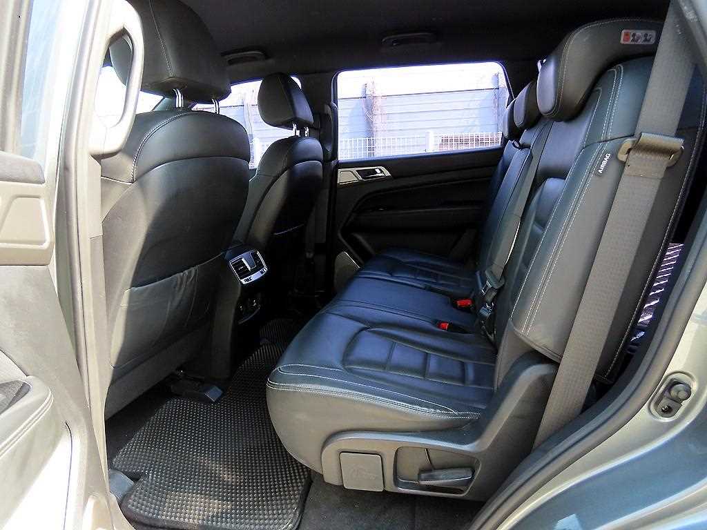 Ssangyong Rexton - Vista 6