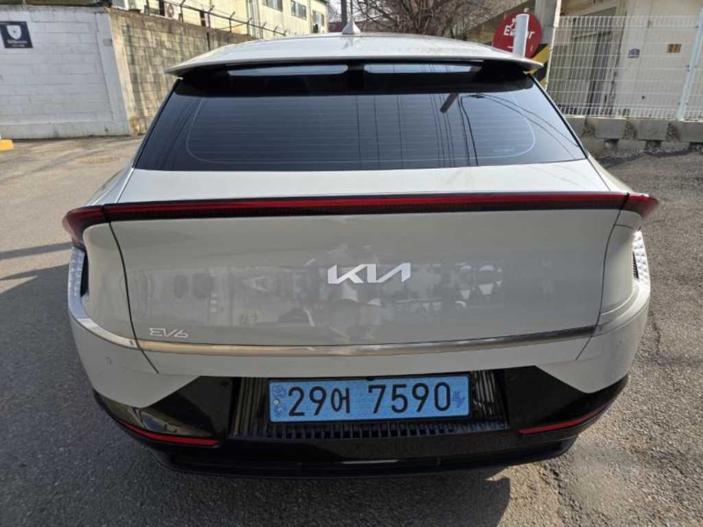 KIA EV6 - Vista 2