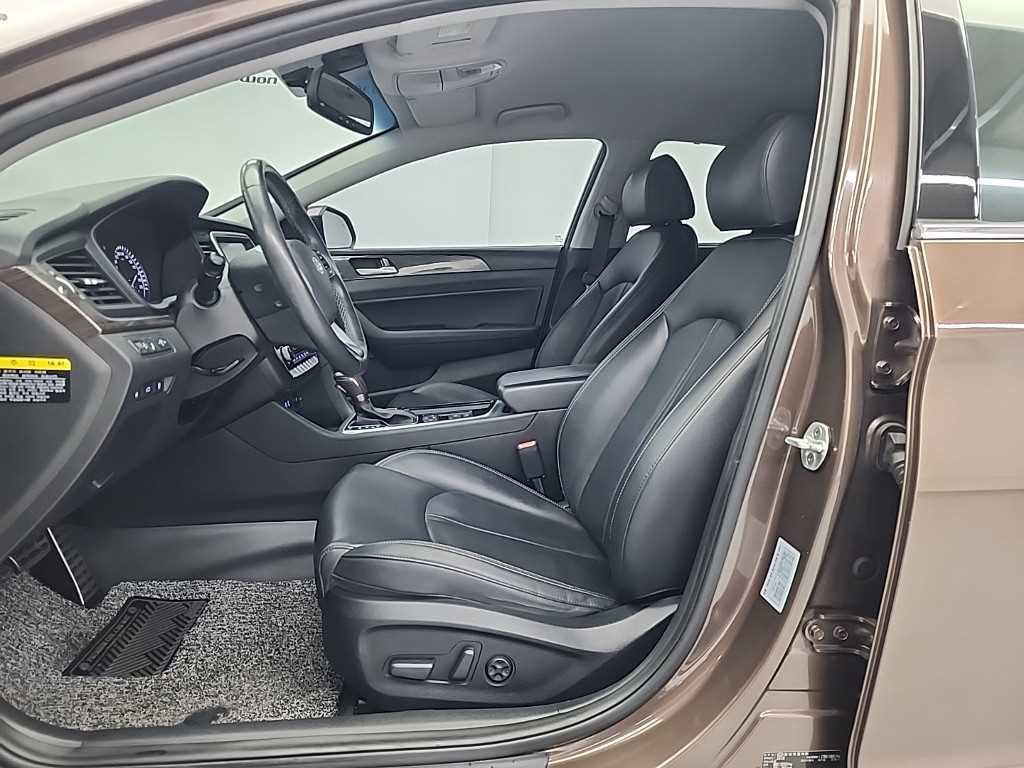 HYUNDAI Sonata - Vista 11