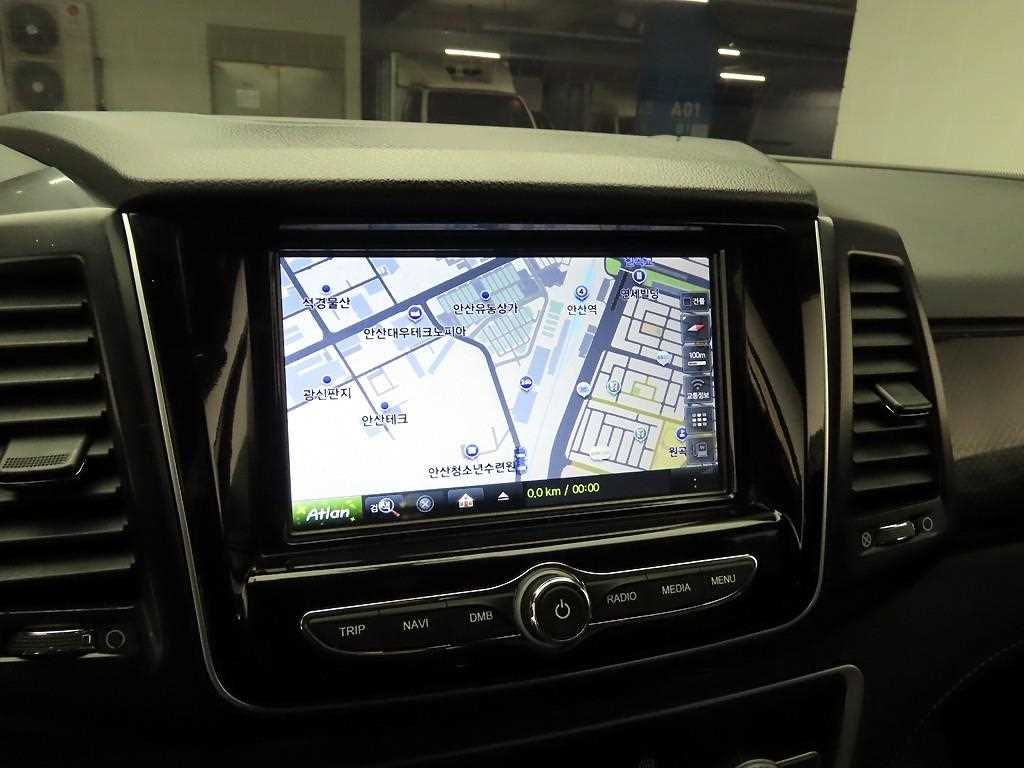 Ssangyong Rexton - Vista 9