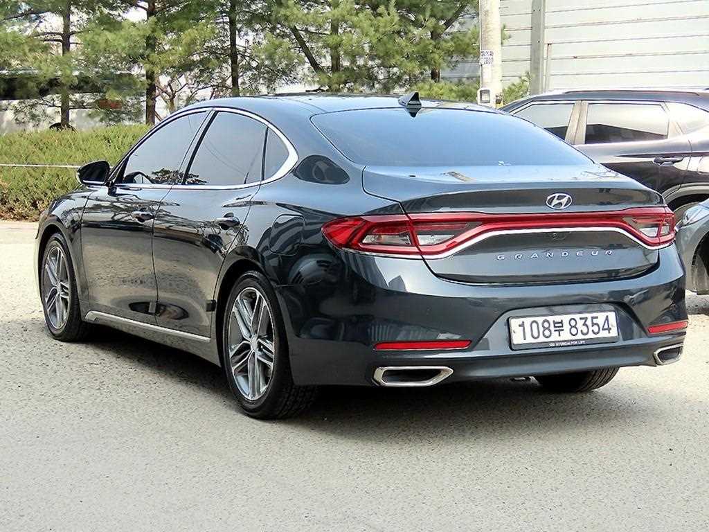 HYUNDAI Grandeur - Vista 3