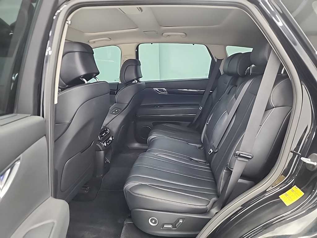 Genesis GV80 - Vista 12