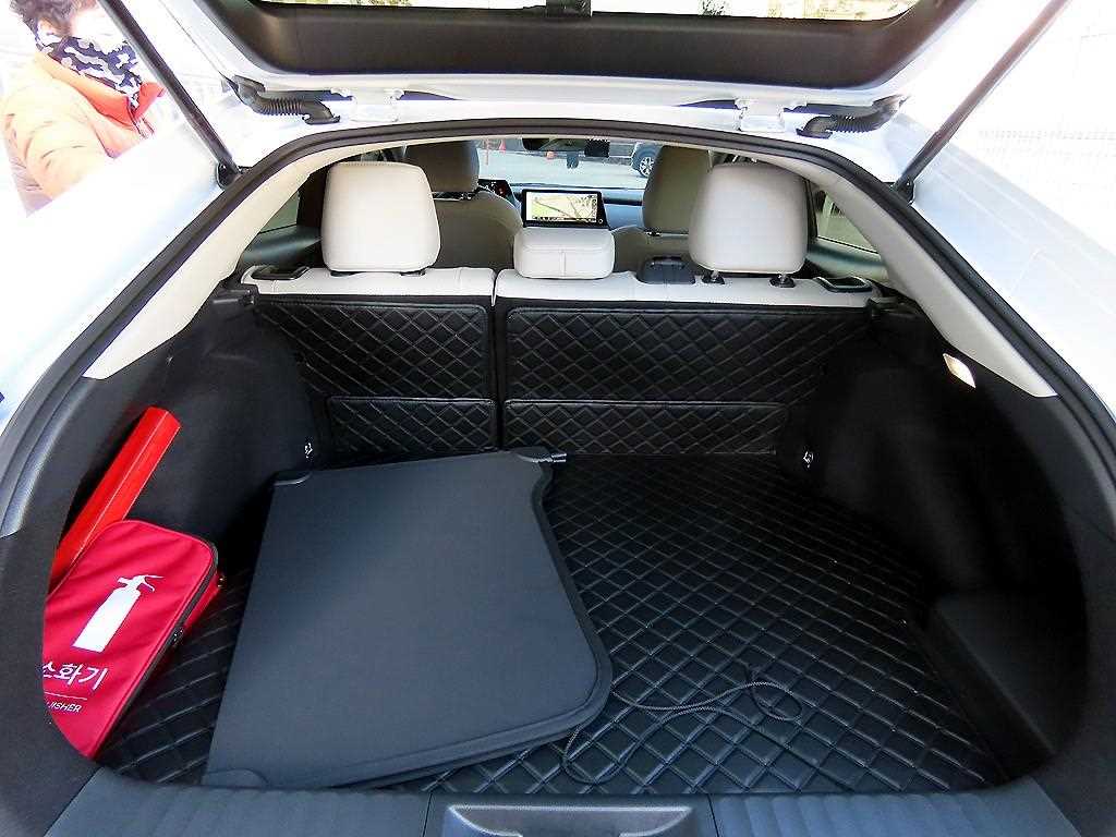 Toyota Prius 2026 Blanco - Importación desde Corea - HF Imports Iquique - Foto 18