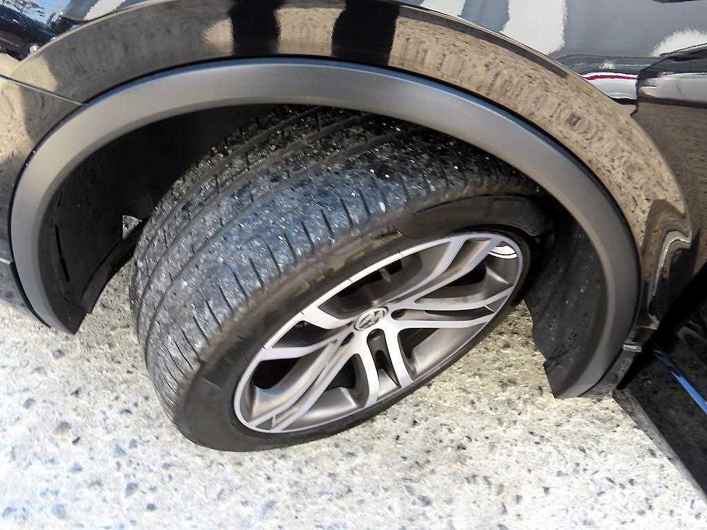 Volkswagen Tiguan 2020 Negro - Importación desde Corea - HF Imports Iquique - Foto 20