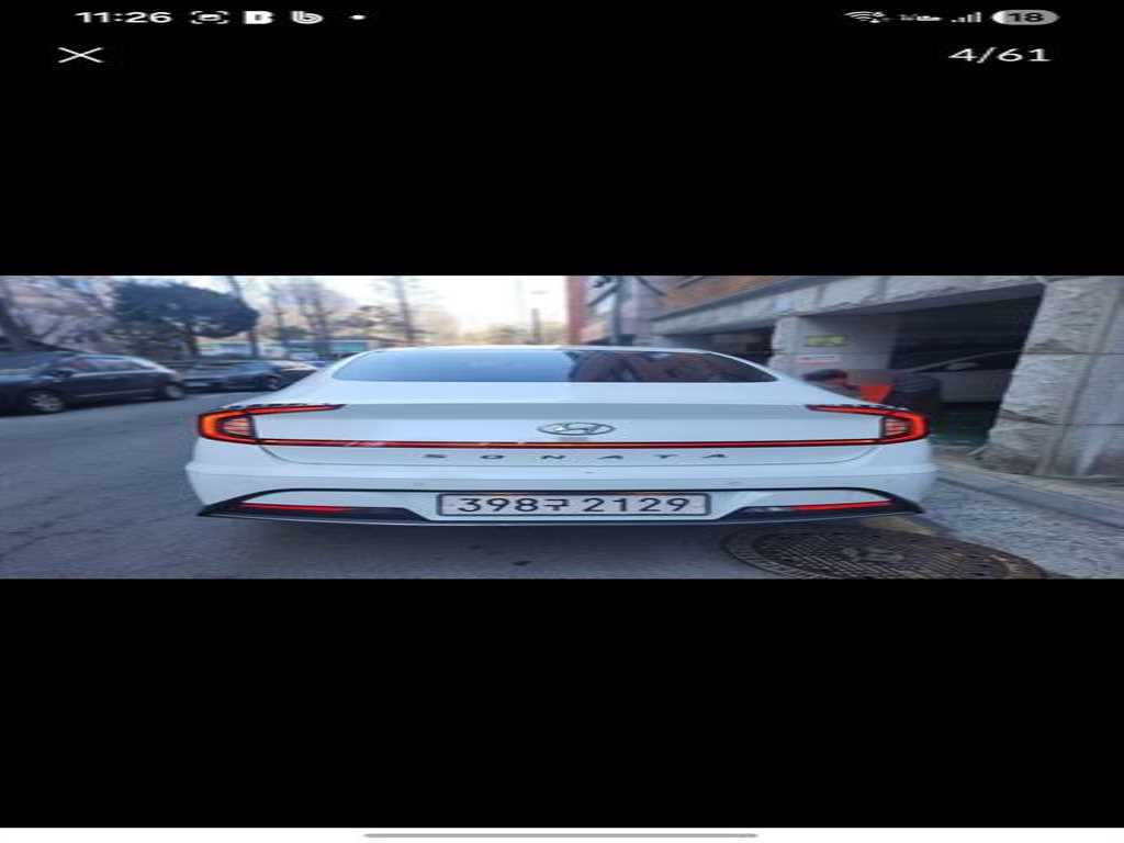 HYUNDAI Sonata - Vista 2