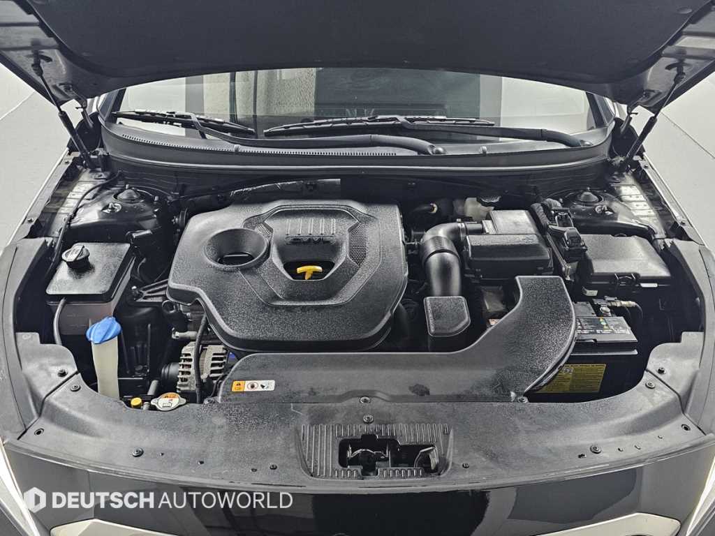 HYUNDAI Sonata - Vista 6