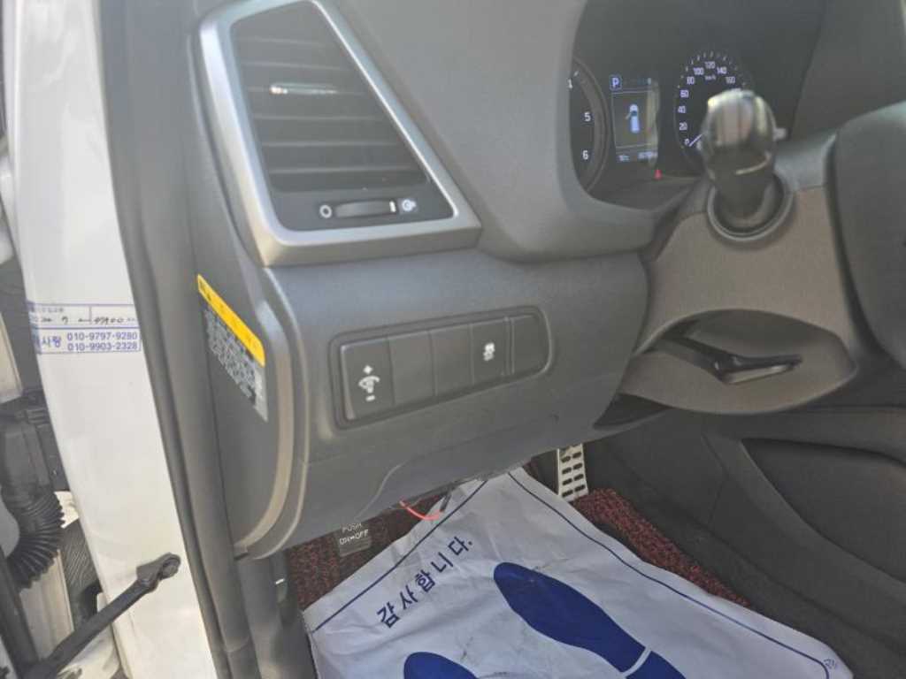 HYUNDAI Tucson - Vista 10