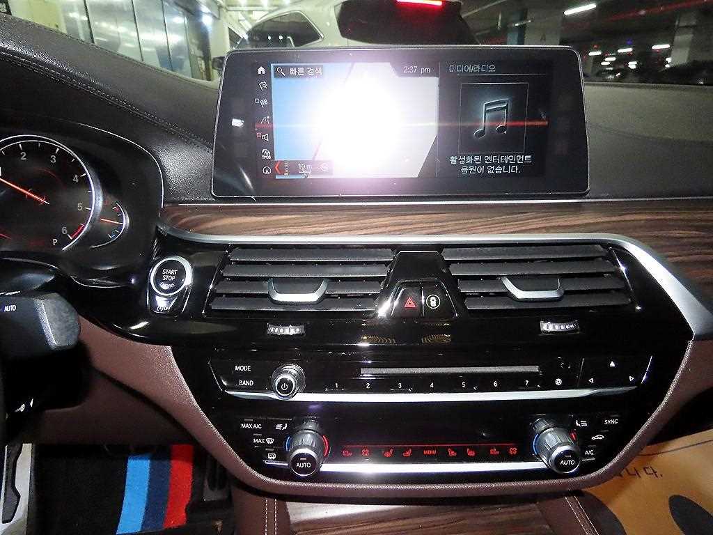 BMW 5 Series - Vista 11