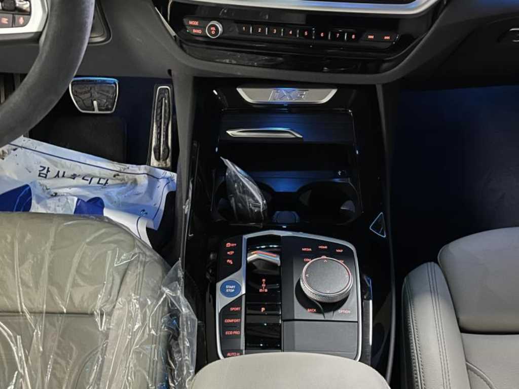 BMW iX3 2024 Negro - Importación desde Corea - HF Imports Iquique - Foto 14