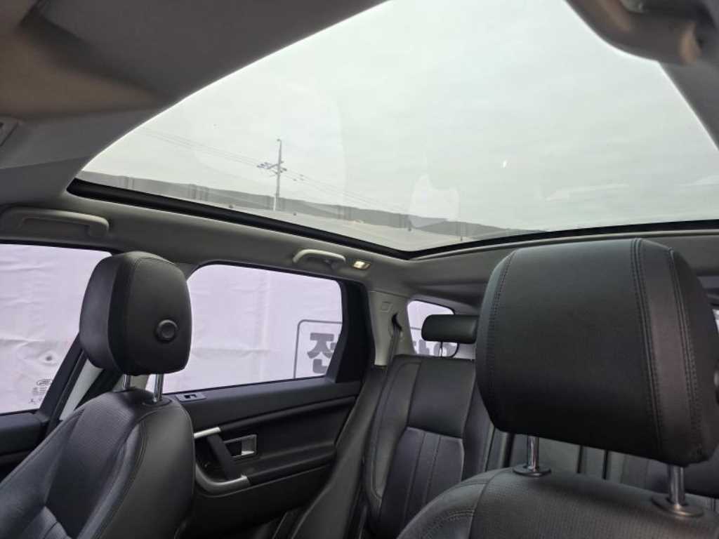 Land Rover Discovery Sports 2017 Negro - Importación desde Corea - HF Imports Iquique - Foto 18