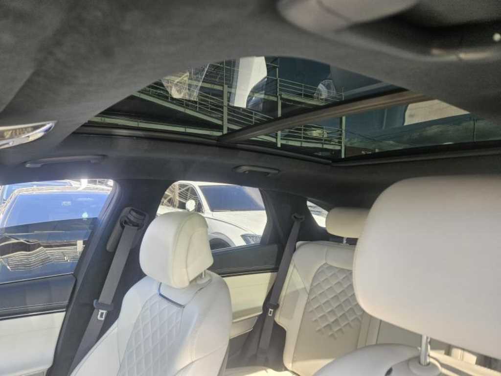 Genesis GV80 - Vista 10